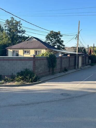 вдоль дороги: Дом, 191 м², 4 комнаты, Агентство недвижимости, Косметический ремонт — 1