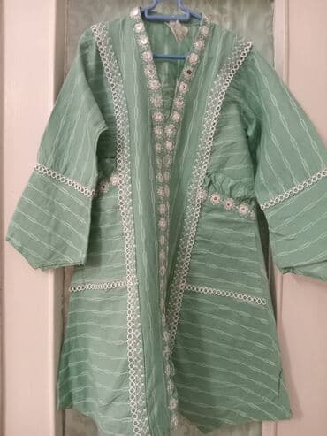 спортивные костюмы для девочек: Новые Индийские нарядыразмеры указаны на фото
 дет.на 8-10лет — 9