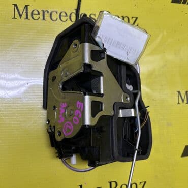 универсальные уплотнители дверей авто: Mercedes-Benz, 2009 г., Б/у, Оригинал — 19