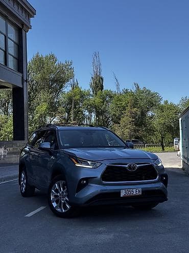 чехлы на 11 про: Toyota Highlander: 2023 г., 2.4 л, Автомат, Бензин, Внедорожник — 1