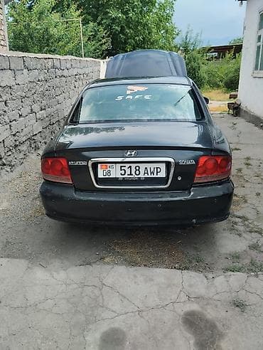 Hyundai Sonata: 2004 г., 2 л, Механика, Бензин, Седан — 2