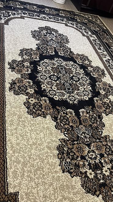 Төшөктөр: Килем Колдонулган — 4