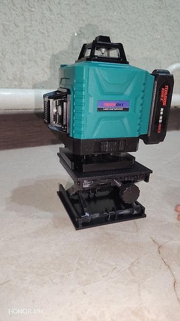 Сулуулук салондору үчүн жабдуулар: Лазерный уровень — продаётся. Колдонулган эмес, жаңы. Акция баасы — 5