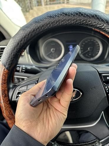 one pluse: Samsung Galaxy A25, Б/у, 256 ГБ, цвет - Синий, 2 SIM — 5