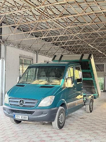 Унаа: Mercedes-Benz Спринтер: 2011 г., 2.2 л, Кол менен иштөөчү, Дизель, Van — 1