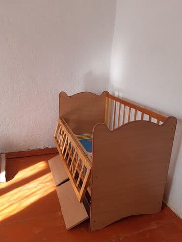 кухыный буфет бу: Манеж жангак жыгач. Талас область — 3