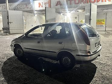 головки зил: Nissan Tino: 2000 г., 1.8 л, Автомат, Бензин, Хэтчбэк — 5