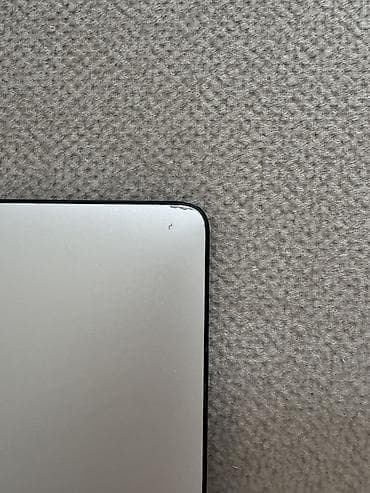 Ноутбуки и аксессуары: Продаю свой Apple MacBook Pro пользовалась мало в идеальном — 5