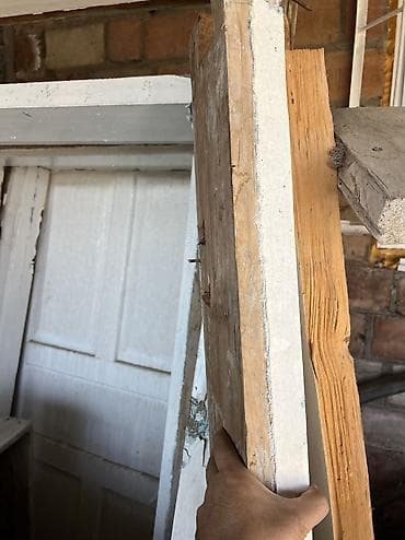 район филармония: Эски уйдон чыккан айнек, эшиктер. Айнектер двойной, быыры бутун сынган — 4