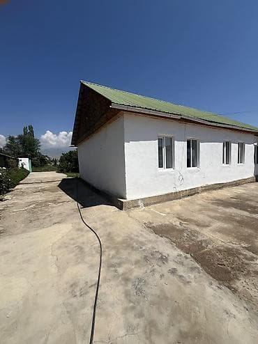 купить дом на иссык куле: Дом, 30 м², 4 комнаты, Собственник, Старый ремонт — 4