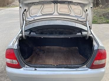 кузов мазда: Mazda 323: 2003 г., 1.6 л, Ручные, Бензин, Седан — 7