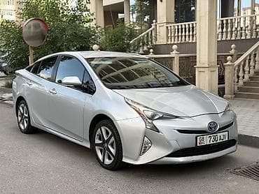 prius: Toyota Prius: 2016 г., Гибрид — 3