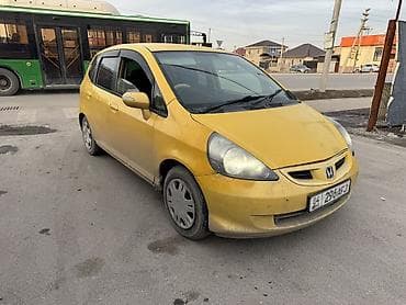 Honda Fit: 2004 г., 1.3 л, Вариатор, Бензин, Хэтчбэк