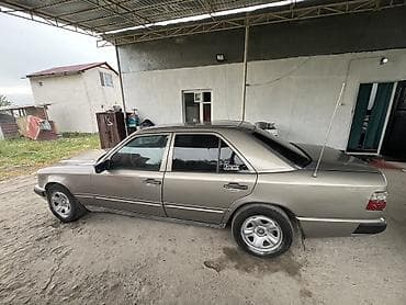 lexus 300 is 2002: Mercedes-Benz W124: 1983 г., 2.6 л, Автомат, Бензин, Седан — 3