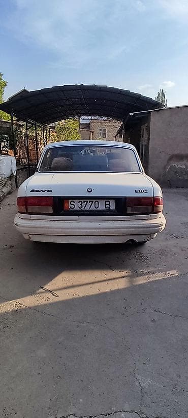 ГАЗ 3110 Volga: 1999 г., 2.4 л, Механика, Седан