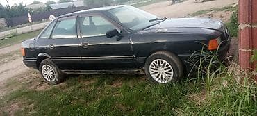телефон авто: Audi 80: 1987 г., 1.8 л, Механика, Бензин, Седан — 3