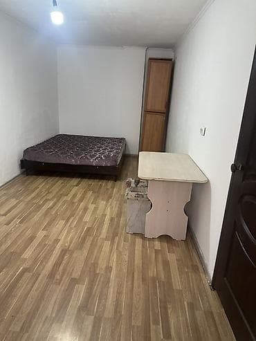 квартира бишкек комната: 30 м², Эмереги менен — 1