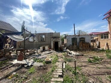 дома под снос: Снос стен | Демонтаж керамогранита, Кирпичная стена, Демонтаж встроенных шкафов | Зачистка от старых обоев, Снятие шпатлевки, Снятие подвесных потолков | Демонтаж ковролина, Демонтаж ламината, Демонтаж подложки | Кровля из профнастила, Металлочерепичная кровля, Крыша из шифера 1-2 года опыта — 6