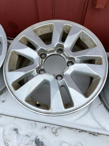 купить диски нива: Литые Диски R 17 Toyota, Комплект, отверстий - 5, Б/у — 3