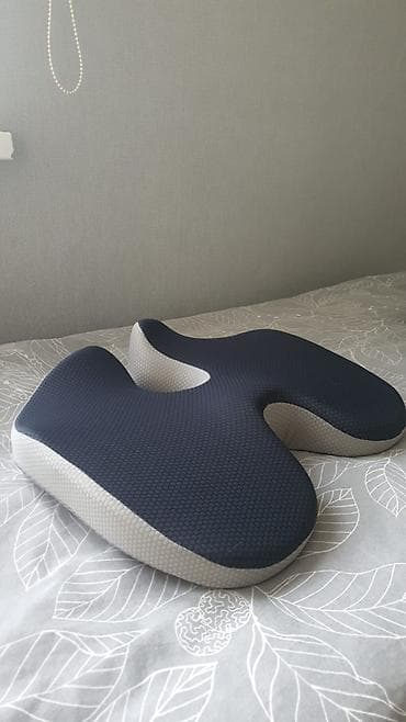 подушка сиденья: Ортопедическая подушка для сидения с вырезом под копчик - — 2