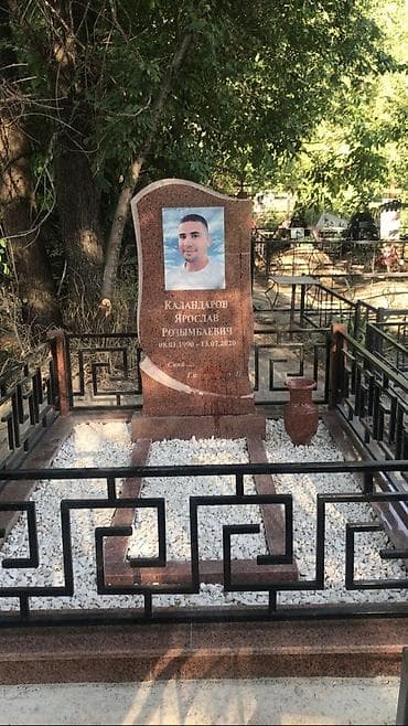 Ритуальные услуги: Изготовление памятников, Изготовление оградок, Изготовление крестов | Гранит, Металл, Мрамор | Оформление — 6