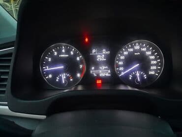 продаю не спеша: Hyundai Avante: 2018 г., 1.6 л, Автомат, Бензиновая, Седан — 4