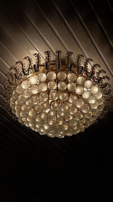 Потолочная люстра с хрустальными шарами - Тип: накладная люстра на