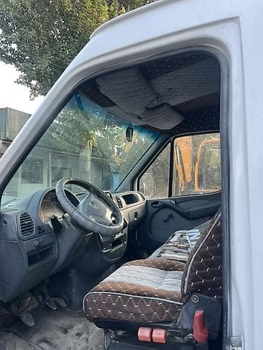 Транспорт: Грузовой фургон на шасси малотоннажного автомобиля, белый, с — 4