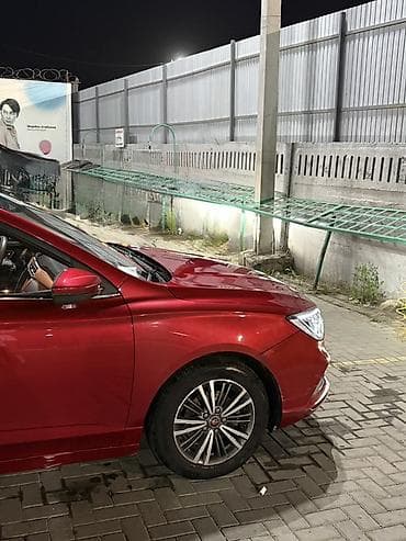 roewe i5: Roewe i5: 2019 г., 1.5 л, Механика, Бензин, Седан — 7