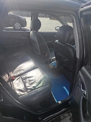 Ford Focus: 2000 г., Универсал