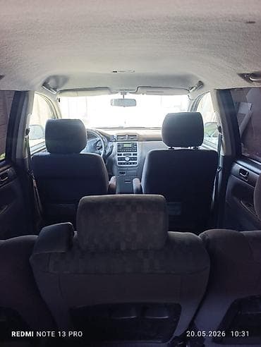 prius plus: Toyota Avensis Verso: 2002 г., 2 л, Автомат, Бензин, Минивэн — 9