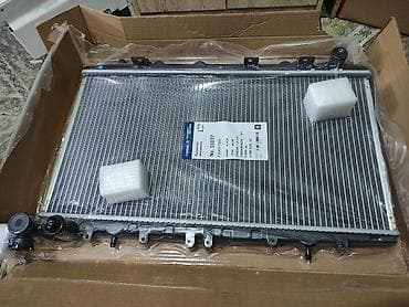 primera: NISSAN PRIMERA (P-10) 1990 до 1996 радиатор охлаждения (WXQP) — 2