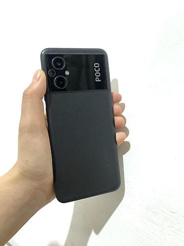 Poco Б/у, 64 ГБ, цвет - Черный, 2 SIM