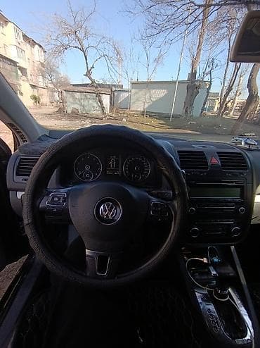 ом 642: Volkswagen Jetta: 2010 г., 1.6 л, Автомат, Бензин, Седан — 8