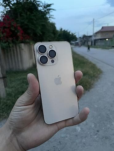 apple 13 бу: IPhone 13 Pro, Б/у, 128 ГБ, Золотой, Чехол, 79 % — 1