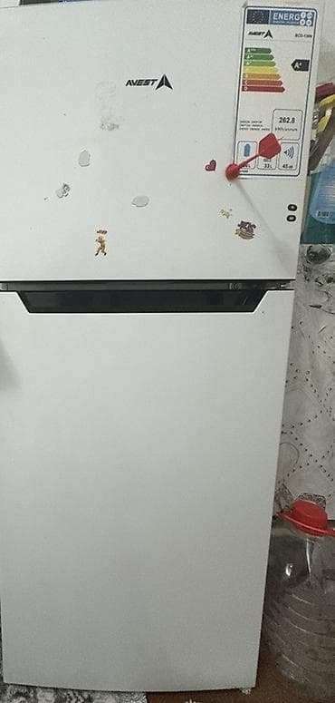 mini refrigerator: Холодильник Avest, Б/у, Двухкамерный, 60 * 110 * — 1