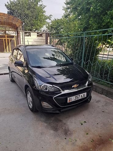 hundai elantra: Chevrolet Spark: 2019 г., 0.1 л, Автомат, Бензин, Хэтчбэк — 2