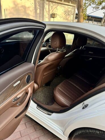 lexus 450d: Mercedes-Benz E-Class: 2017 г., 2 л, Автомат, Бензин, Седан — 10