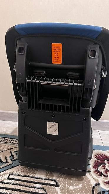 скупка одежд: Автокресло, Б/у — 2