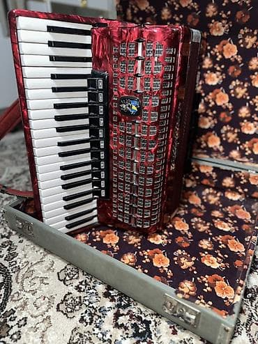 аккордеон бу: Аккордеон сатам срочно 140000 таза келип чертип коргуло Бир колдо 15 — 6