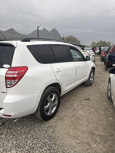 Унаа сатуу: Toyota RAV4: 2009 г., 2.5 л, Автомат, Бензин, Кроссовер — 1
