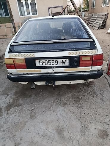 Унаа: Audi 100: 1991 г., 2.3 л, Кол менен иштөөчү, Бензин, Универсал — 3