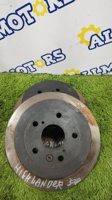 Задний тормозной диск Toyota Б/у, Оригинал at lalafo.kg Задний тормозной диск Toyota Б/у, Оригинал