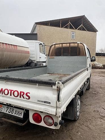 byd plus: Kia BONGO: 2019 г., 2.4 л, Механика, Газ, Пикап — 2