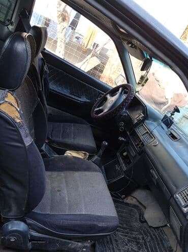 mini kooper: Mazda 323: 1987 г., 1.5 л, Механика, Бензин, Купе — 5