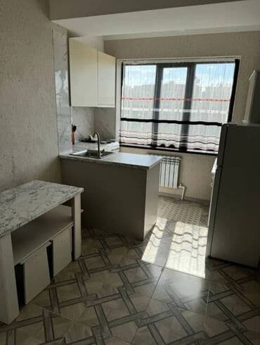 Комнаты: 1 комната, 33 м², Элитка, 7 этаж, Косметический ремонт — 7