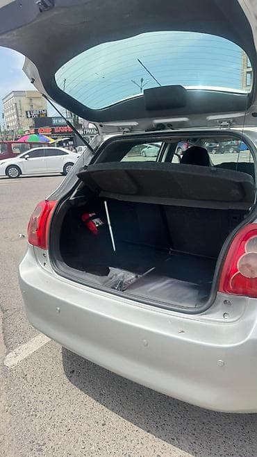 platz vitz: Toyota Auris: 2007 г., 1.6 л, Робот, Бензин, Хэтчбэк — 6
