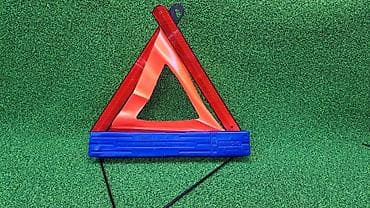 Аварииныи знак Е53 1 095 457 Год 2004 В отличном состоянии, очень at lalafo.kg Аварииныи знак Е53 1 095 457 Год 2004 В отличном состоянии, очень