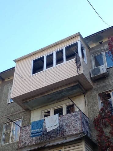 ремонт деревянных межкомнатных дверей: Услуги по изготовлению и обшивке балконов и лоджий «под ключ» - — 15