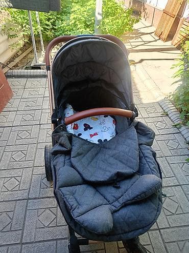 doona x: Детская коляска 2-в-1 с автолюлькой/переноской - Универсальный — 5